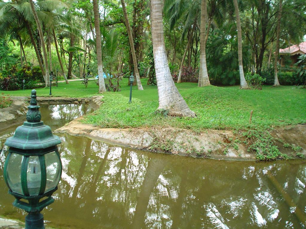 Kairali - The Ayurvedic Healing Village Palakkad Exterior foto